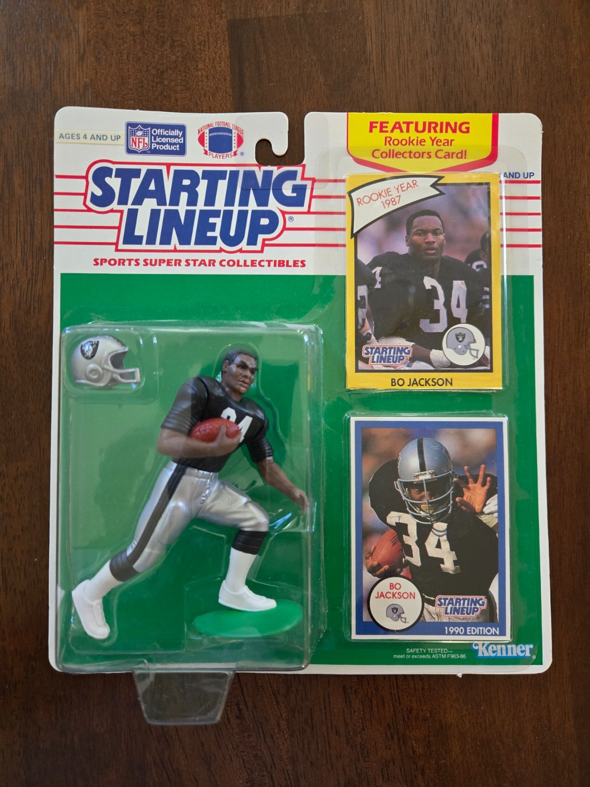 1990 Starting Lineup  Bo Jackson LA Raiders Sealed NFL Figure