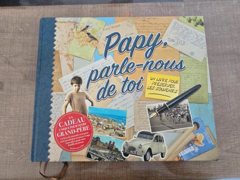 Livre neuf "papy parle nous de toi"