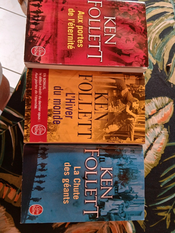 Vends la trilogie Le Siecle de Ken Follett
