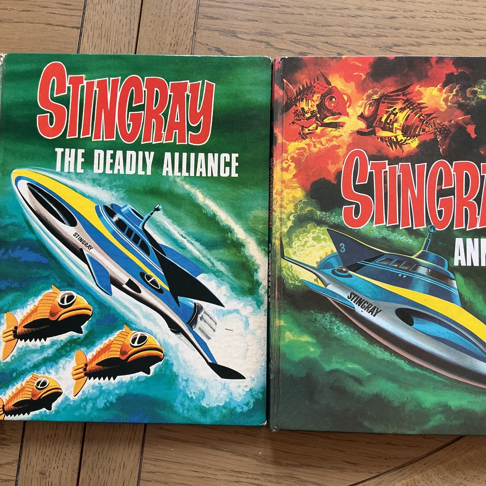 Stingray The Deadly Alliance & Stingray Annual 1966 British Press Free UK Post
