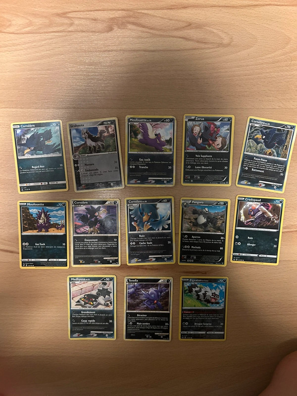 Lot 13 cartes pokémon type obscurité