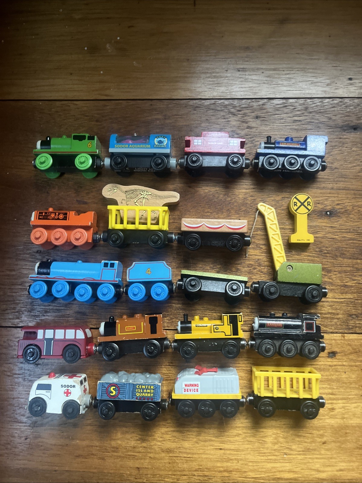 Lotto Trenino Ferroviario Thomas Legno Motore Vintage Gordon Duke Ambulanza Handel