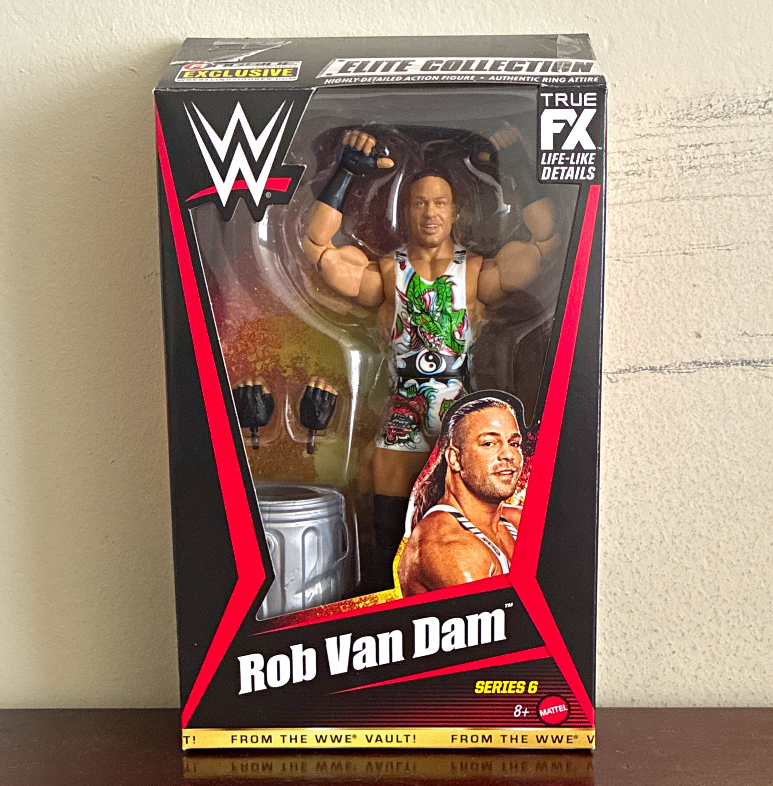 Mattel WWE Elite Collection Rob Van Dam Series 6 Action Figure w/Alt Hands