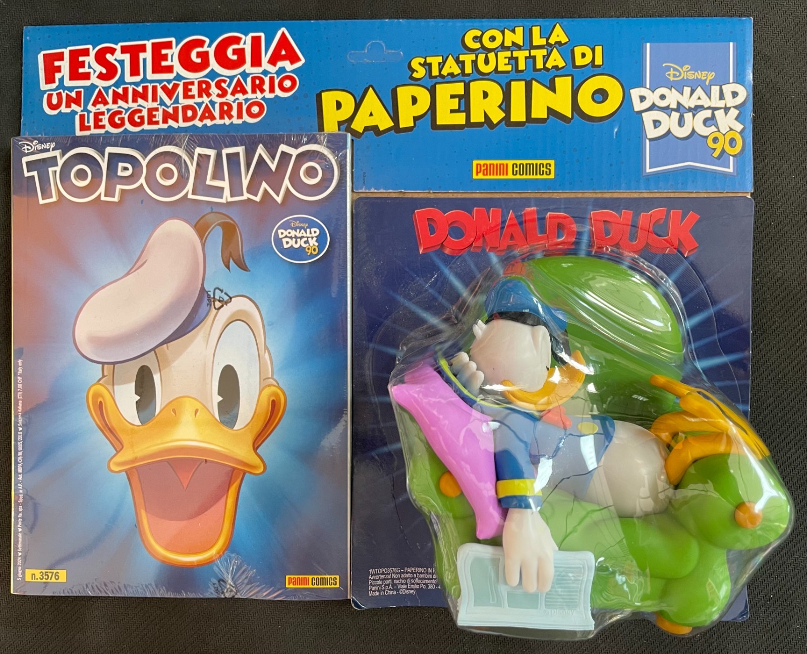 TOPOLINO 3576 CON STATUA PAPERINO IN POLTRONA - SIGILLATO DISNEY 90 ANNI