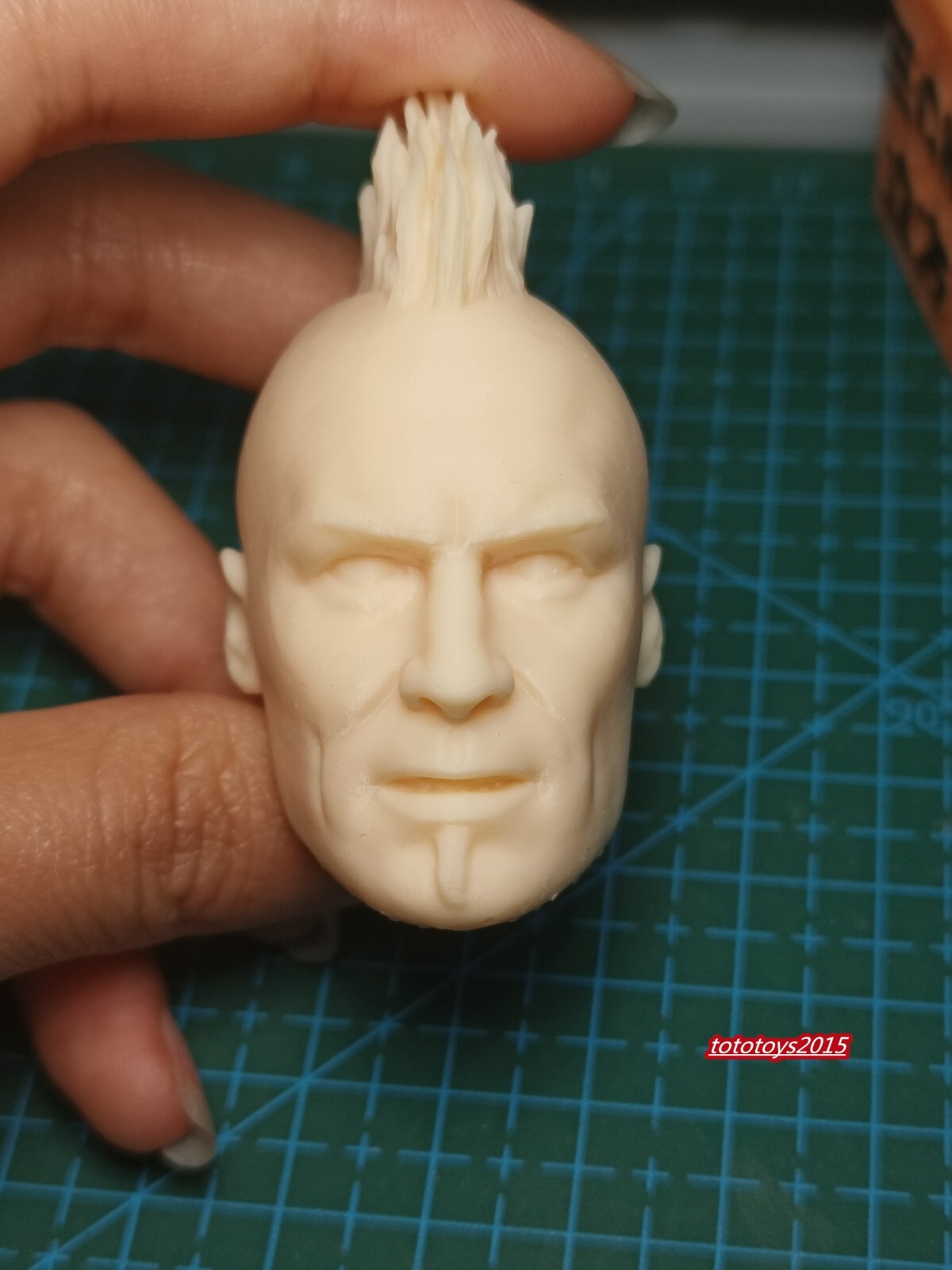 Modellino action figure Mohawk Punk testa maschio scolpita bianco 1/18 non dipinto adatto 3,75"