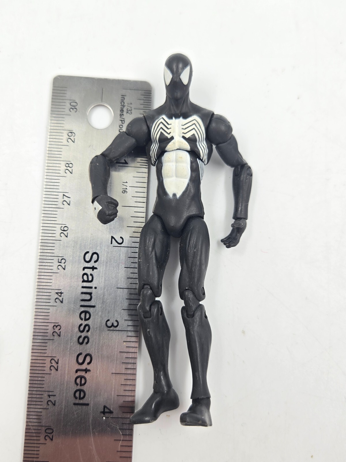 Marvel Universe 3.75 figure Dark Spiderman