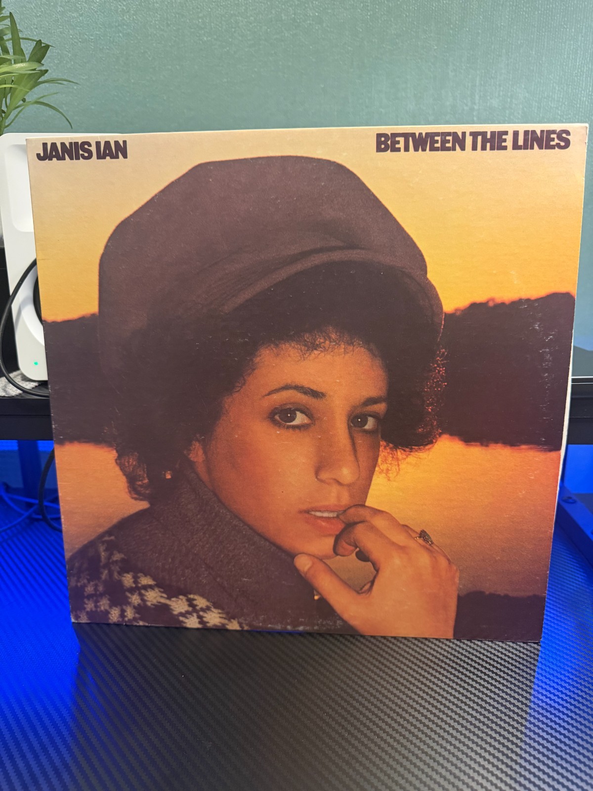 Janis Ian Between the Lines LP 1975 Columbia PC 33394 VG Play Tested Vinyl