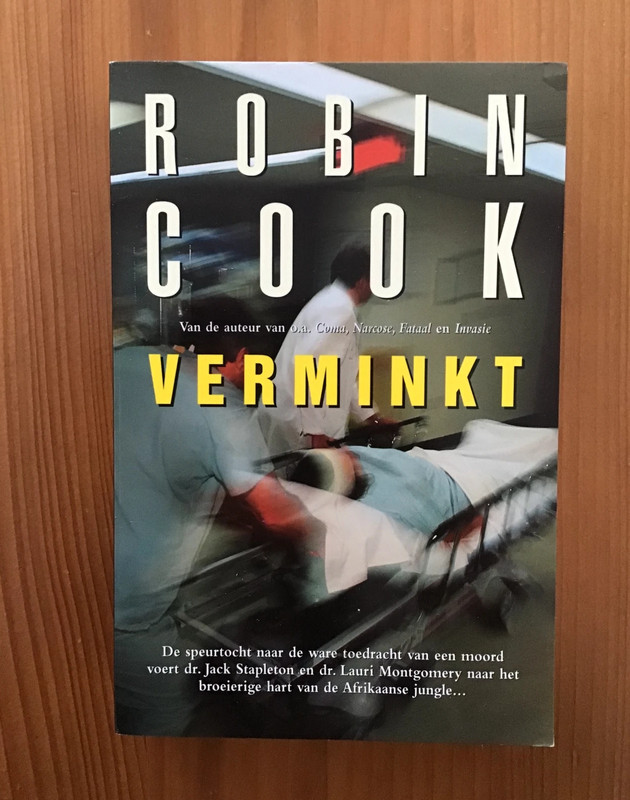 Boek. Verminkt. Van Robin Cook. Uitgave 2004.