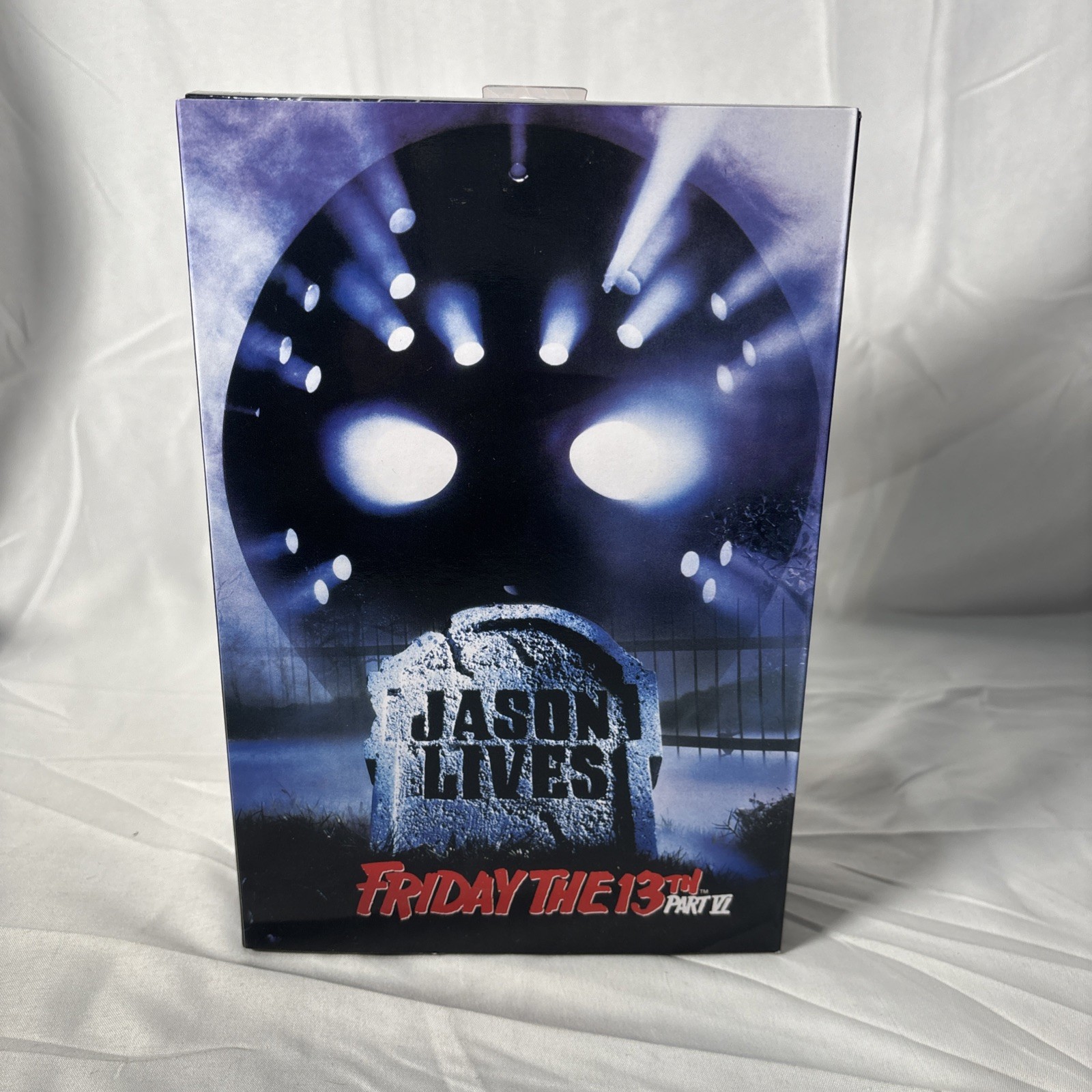 Modellino NECA Friday The 13th Ultimate Part 6 VI Jason Voorhees 7" nuovo con scatola