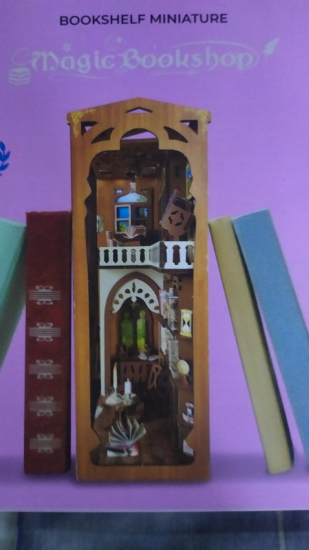Maqueta miniatura magic bookshop