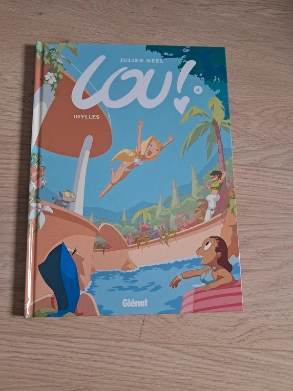 Livre "Lou" Tome 4