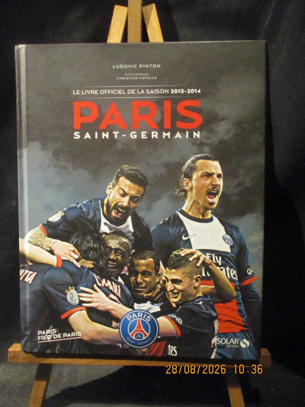 Paris Saint-Germain "Le Livre Officiel de la saison 2013-2014"