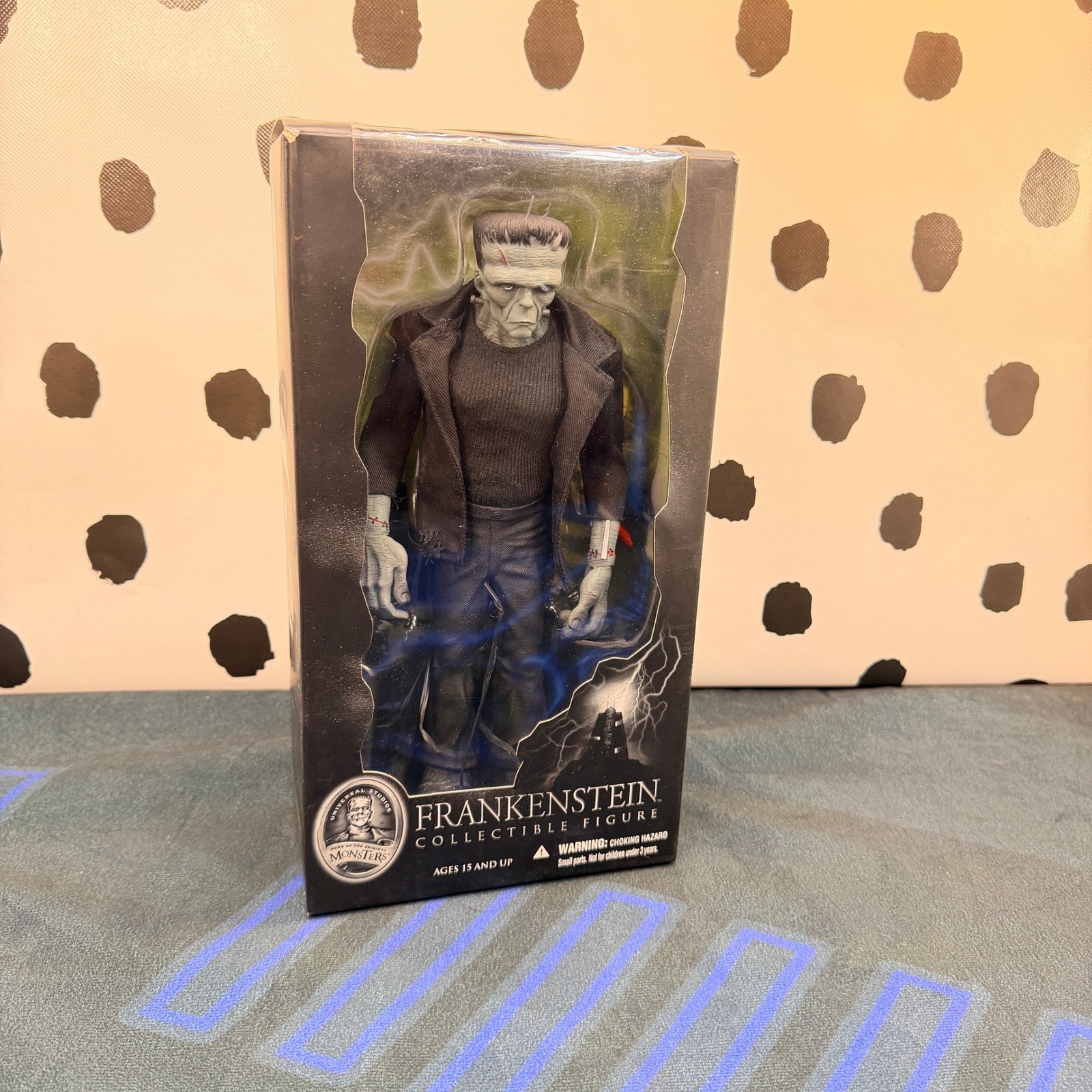 Modellino Mezco Toyz 2012 Universal Monsters Frankenstein 9" Boris Karloff