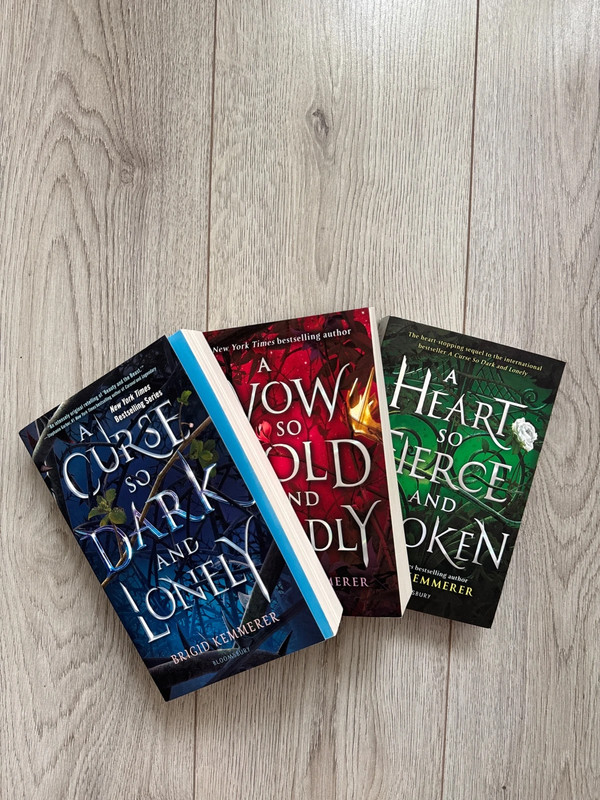 A curse so dark and lonely series - Brigid Kemmerer