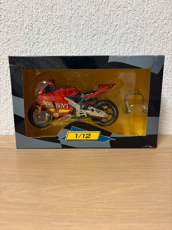 Honda 1/12 Toni Elías