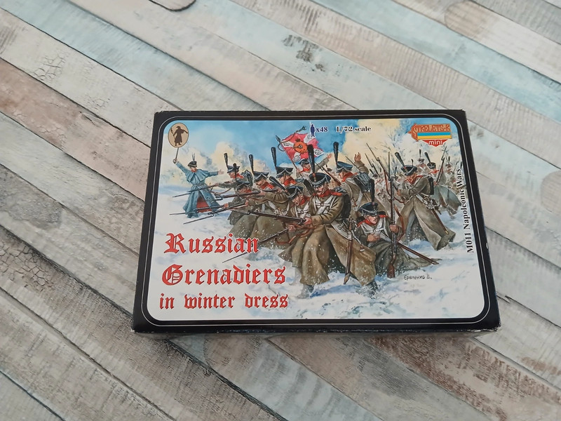 Russian Grenadiers in Winter Dress Napoleonic Wars Strelets-R | No. M011 | 1:72