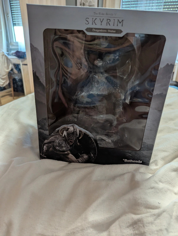 Skyrim Figur Dragonborn statue