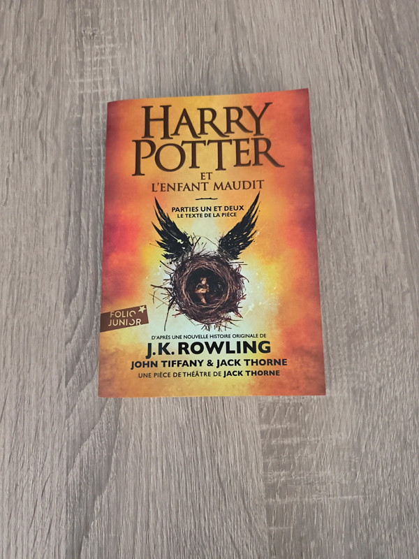 Livre Harry Potter et l'enfant maudit