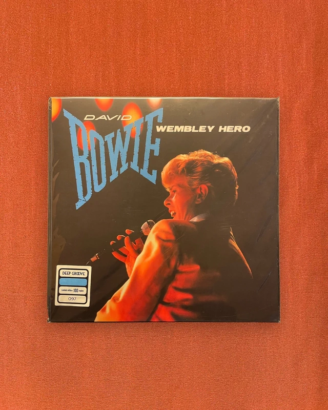 David Bowie – Wembley Hero | 2 LPs | Numbered Blue Marbled Vinyl
