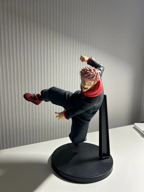 Figurine de collection Jujutsu Kaizen Itadori