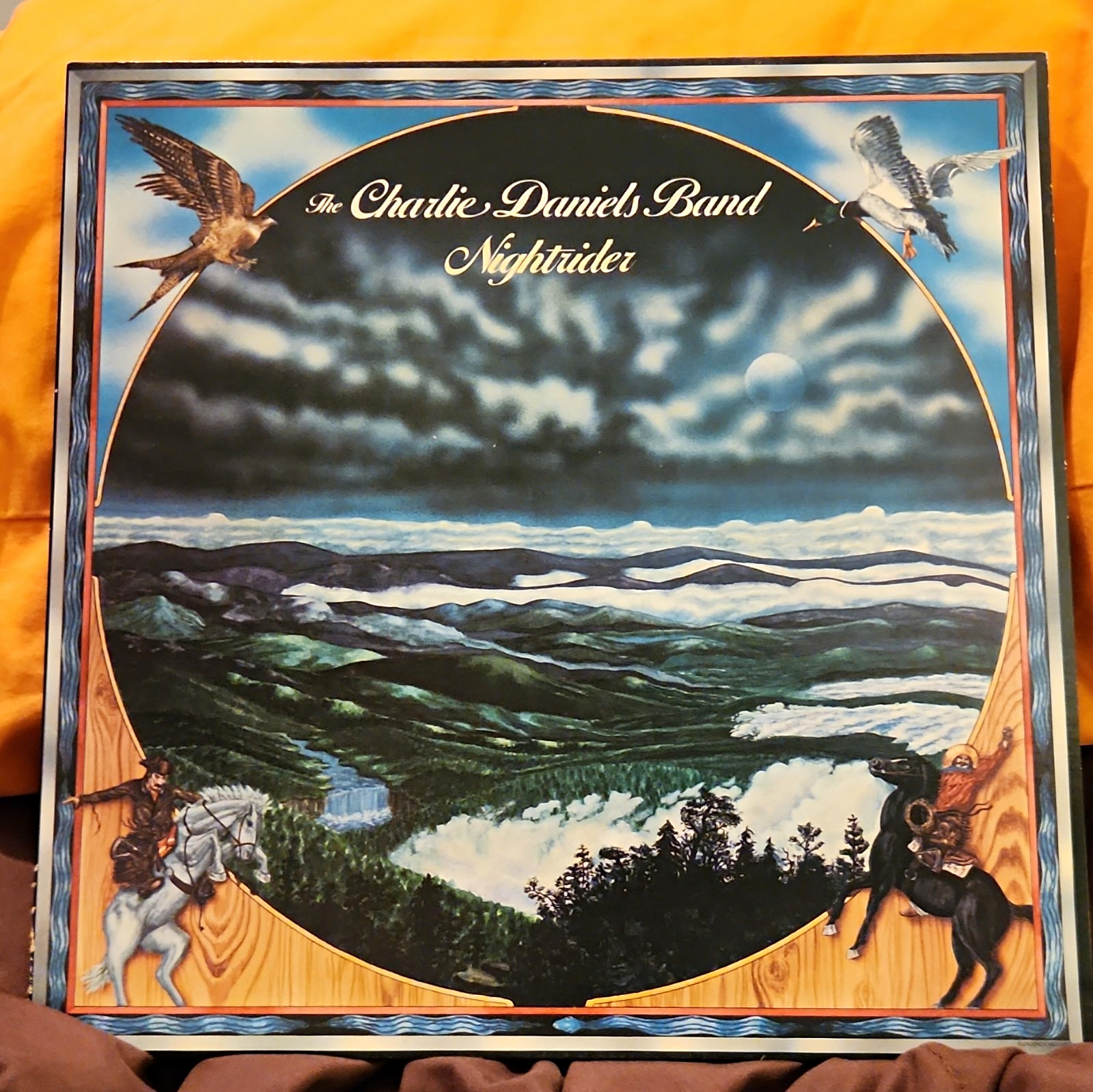 The Charlie Daniels Band - Nightrider (12" Black Vinyl LP, 33 RPM) Epic 34420