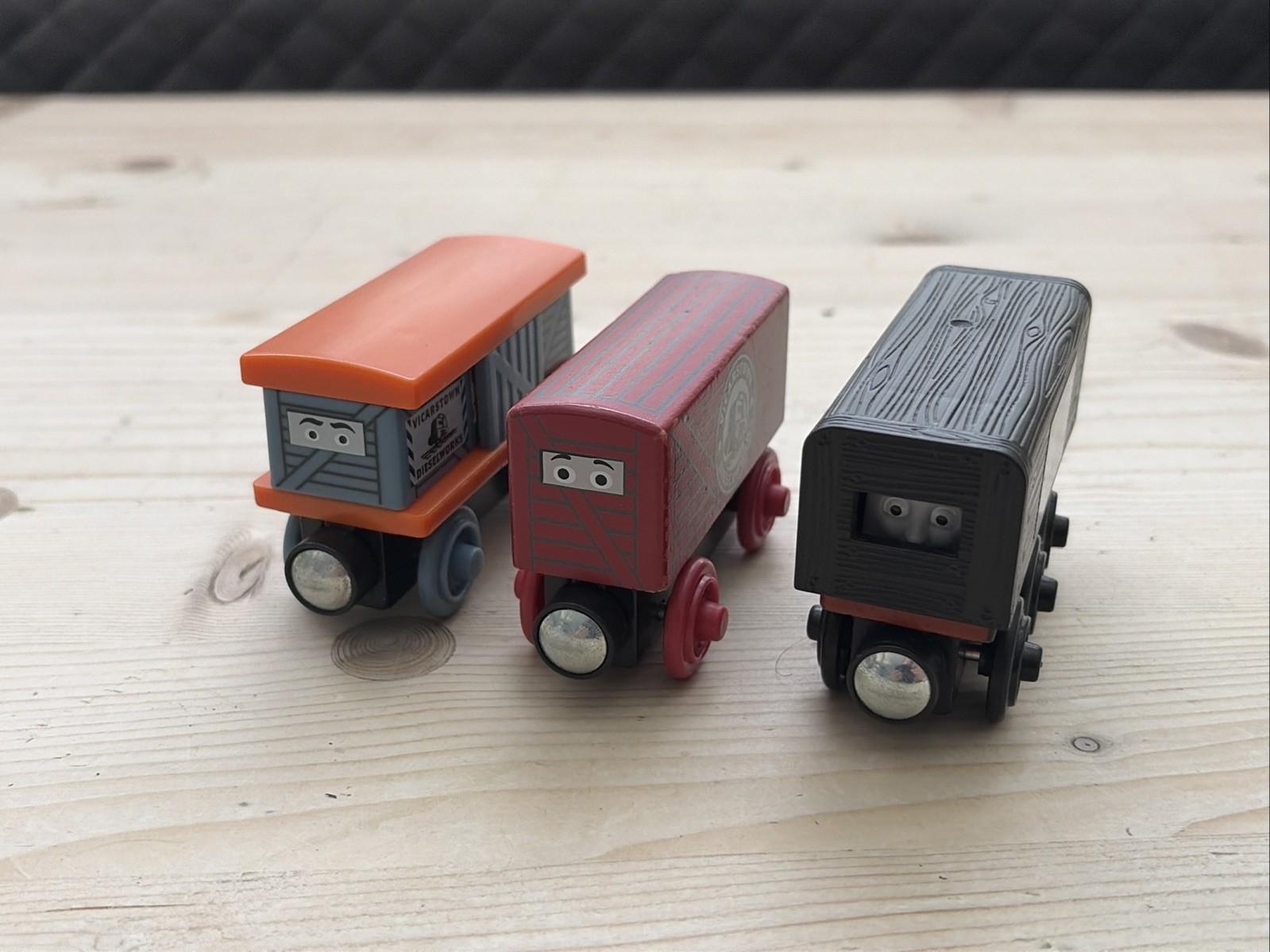 Thomas Ferrovia in legno DIESEL SOTTO MENTITE SPOGLIE per set trenini in legno
