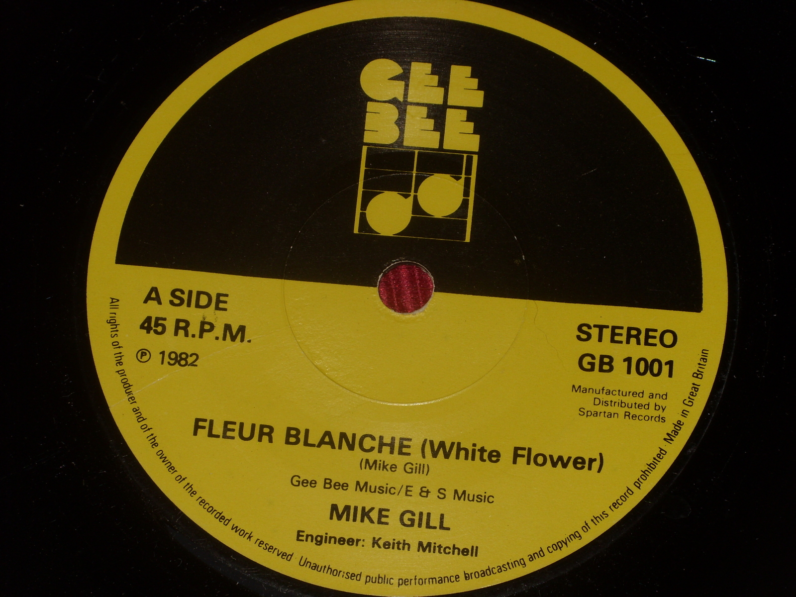 Mike Gill:  Fleur Blanche 1982 Near Mint Gee Bee  7"