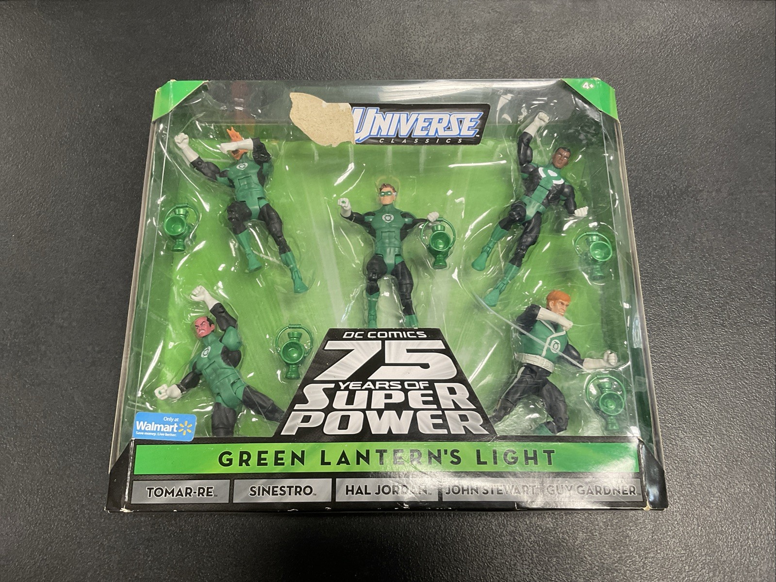 DC Universe Classics 75th Anniversary Green Lantern's Light Collector’s Set! NIB