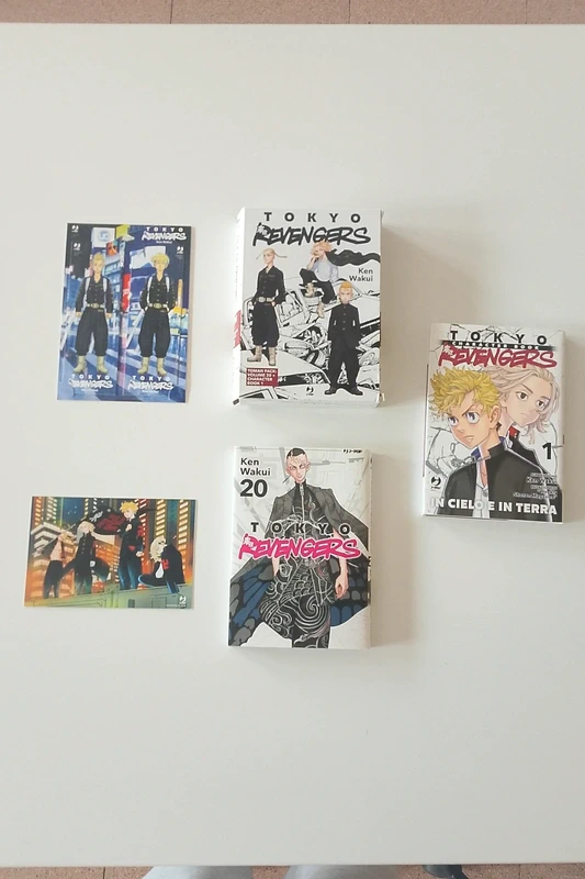 Toman pack: volume 20 + character book 1 limited edition.