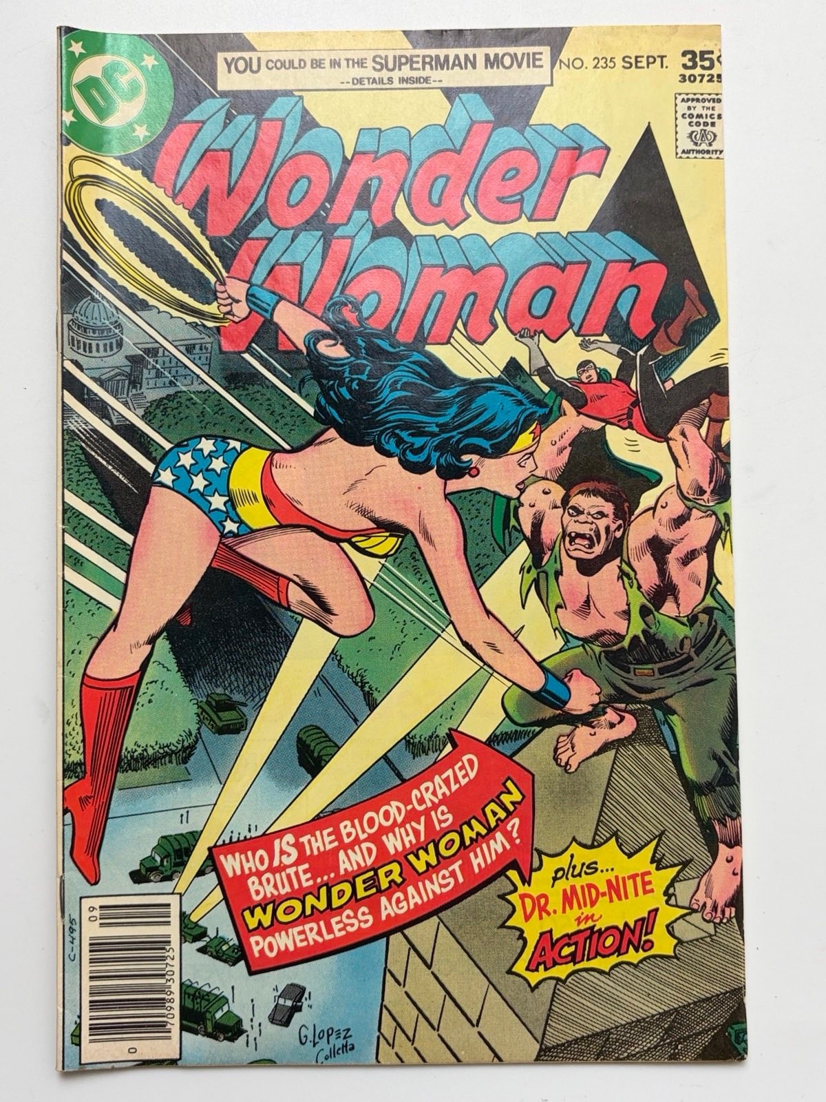 Wonder Woman #235 (1977) in 7,5 molto fine - - Spedizione illimitata