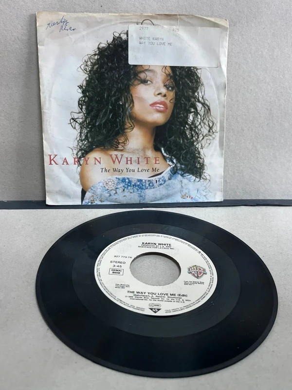 Disque vinyles 45 tours Karyn white