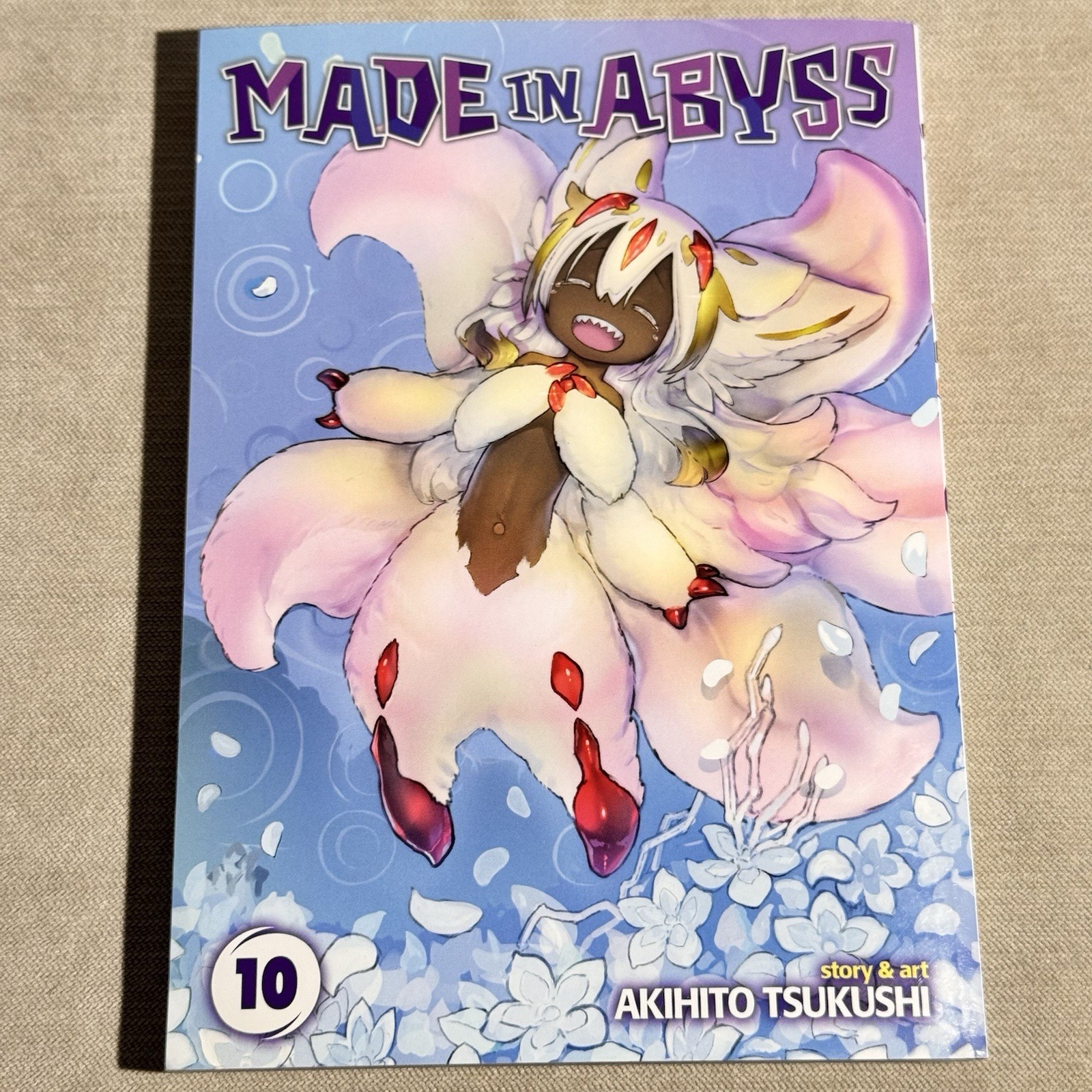 Made in Abyss Volume 10 Manga Sette Mari Akihito Tsukushi Prima Stampa [Inglese]