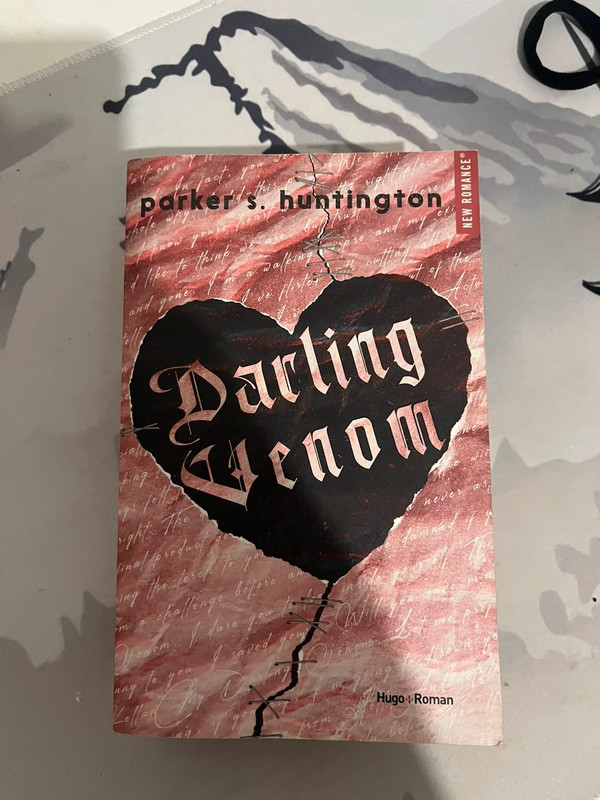 Livre darling venom