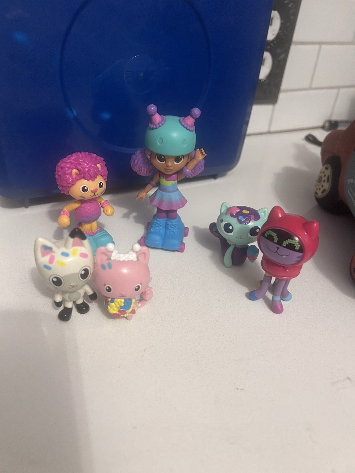 LOTTO 6 FIGURINE CASA DELLE BAMBOLE GABBY PICCOLE