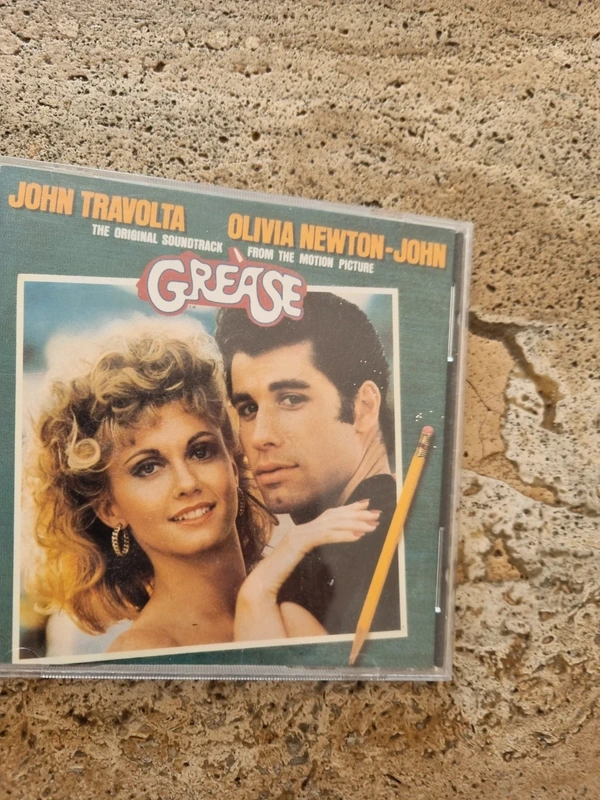 Cd grease