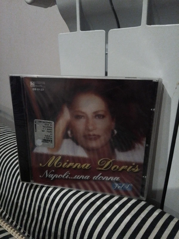 Mirna Doris - Napoli una donna - CD c
