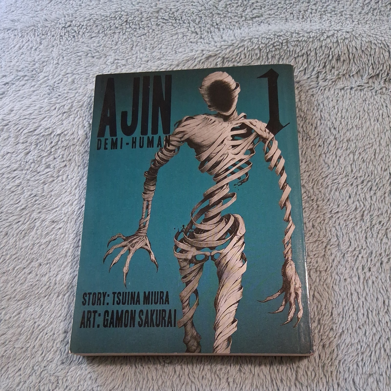 Ajin Demi-Human - Tusina Miura - Libro 1 - prima edizione manga