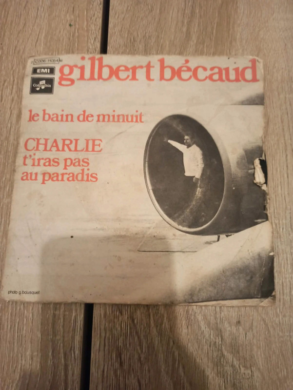 Vinyle 45 tours gilbert bécaud tres bon etat