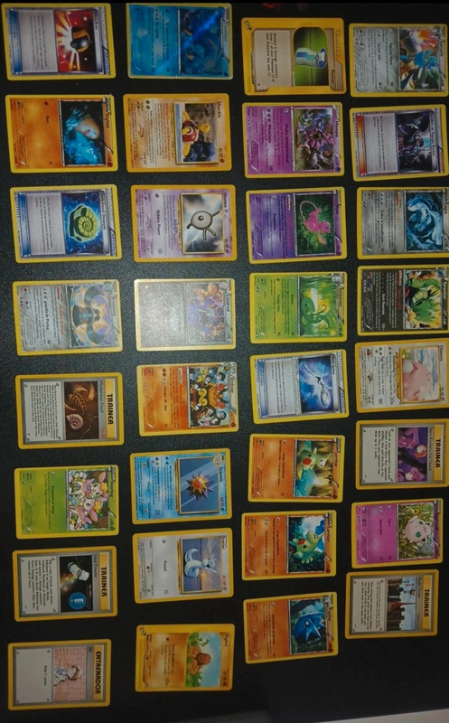 Urgen venta cartas pokemon