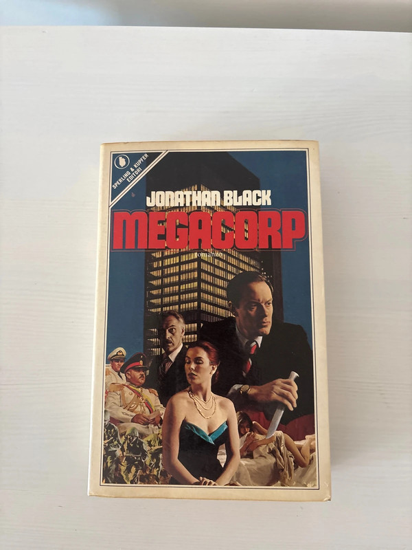 Libro “megacorp” di Jonathan Black