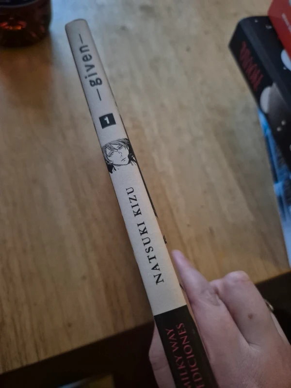 Primer tomo manga Given