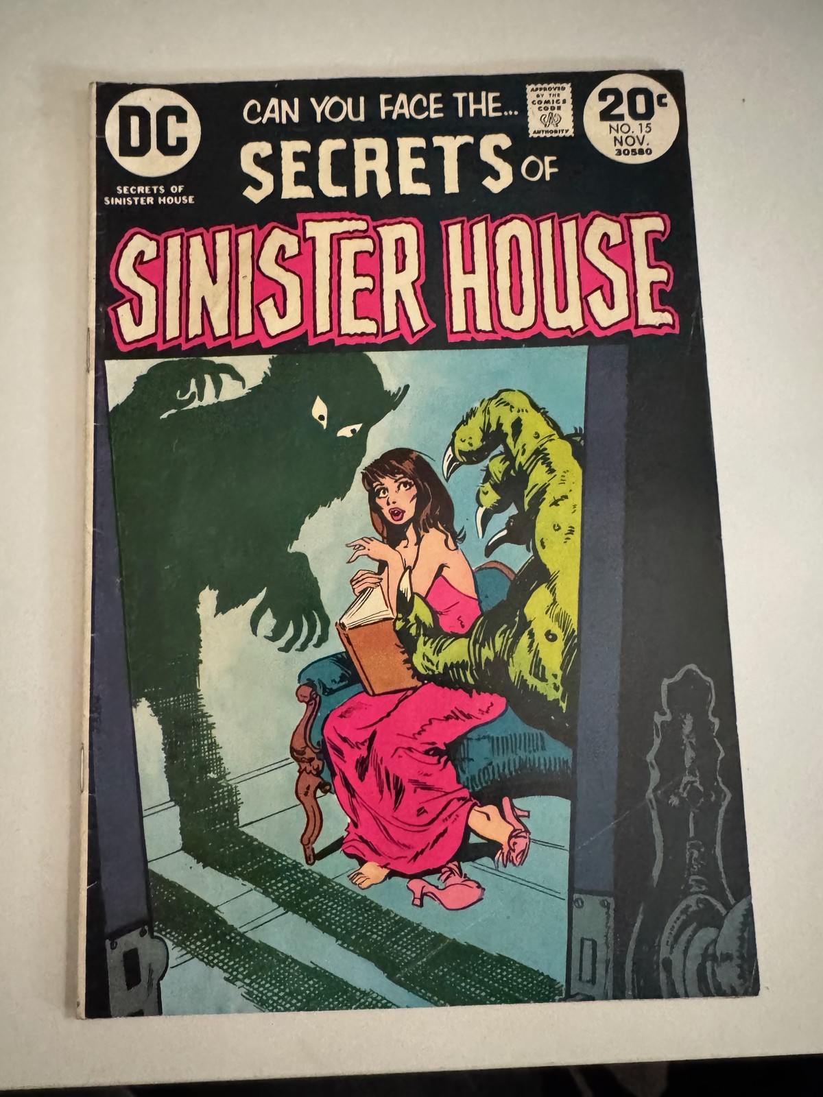 Secrets of Sinister House #15 (DC novembre 1973) RAW 5.0-6.0 Jack Sparling Cover