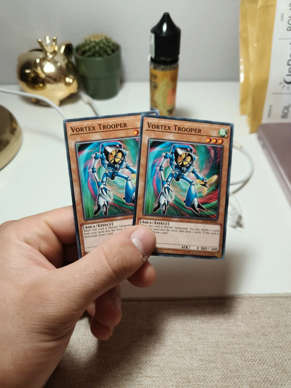 Yu-Gi-Oh 2x truppa vortice