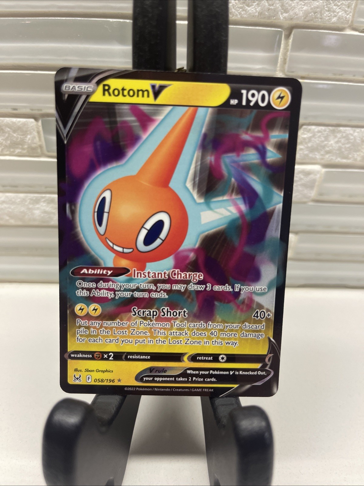Pokémon TCG 2022 #58 Rotom V 058/196 Holo Spada e Scudo Origine Perduta 