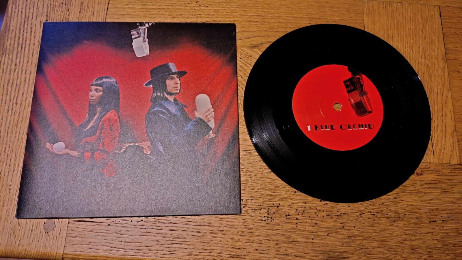The White Stripes Vinyl  bundle -Blue Orchid &  Rag and Bone VCG