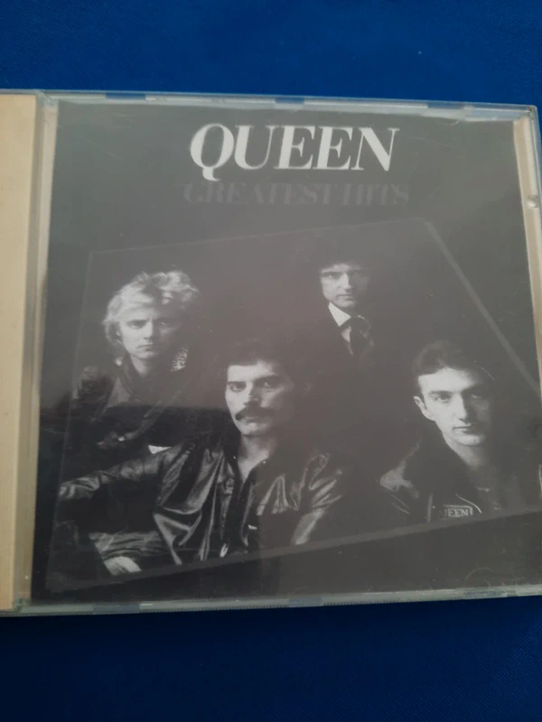 CD Queen