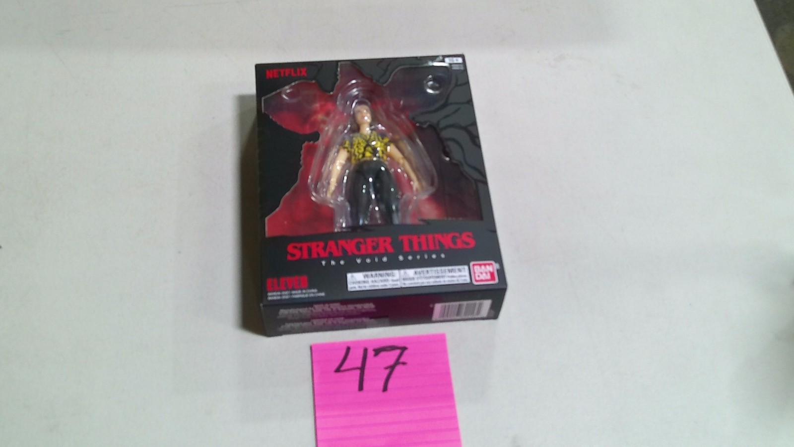 Bandai Stranger Things Eleven action figure giocattolo in scatola serie Black The Void nuovo