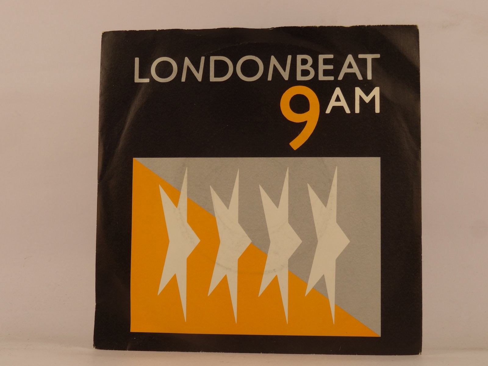 LONDON BEAT 9AM (114) 2 Track 7" Single including Company Sleeve RCA