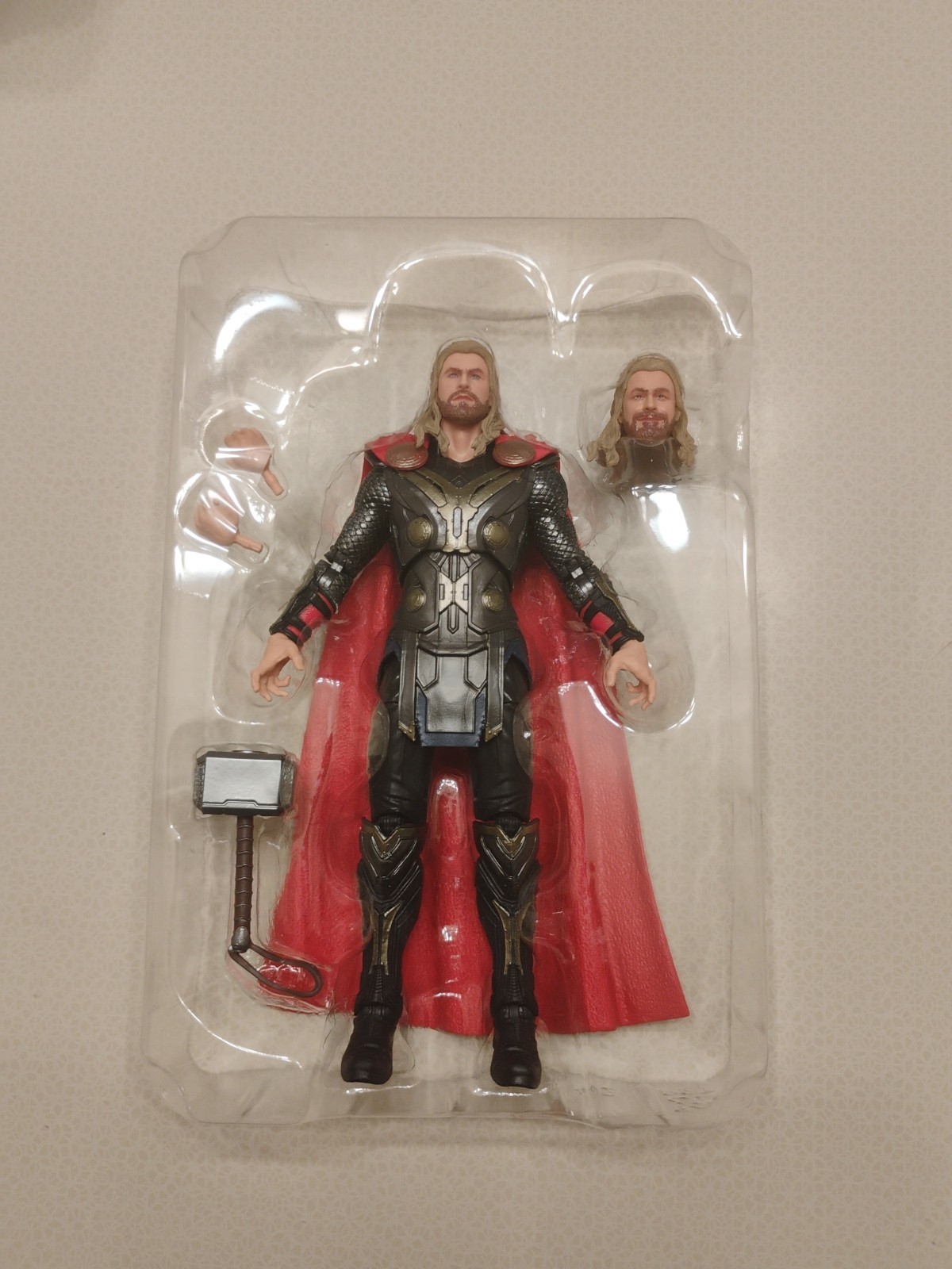 Marvel Legends - Figurina Thor (Il Mondo Oscuro) La Saga dell'Infinito 2023 6"