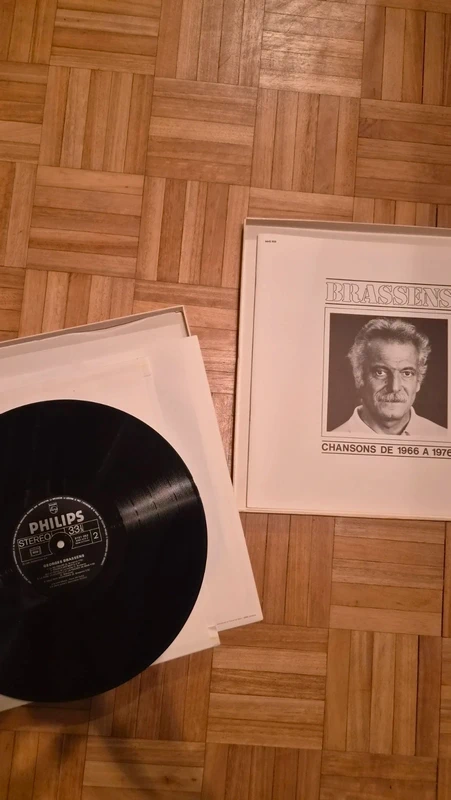 3 vinyles 33 tours de Georges Brassens